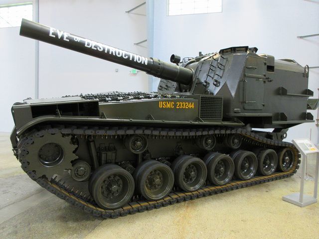 M55 8-inch Self propelled howitzer