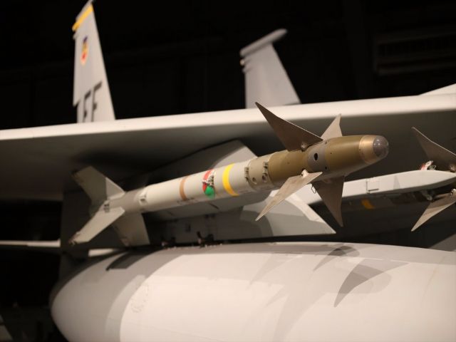 Raytheon Company/Ford Aerospace/Loral Corp. AIM-9 Side winder Hercules/Bermite MK 36 Solid-fuel rocket engine